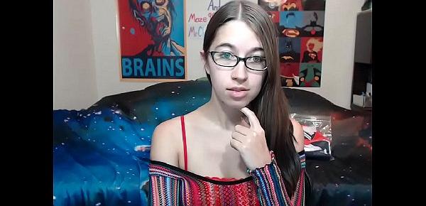  6cam.biz cute alexxxcoal squirting on live webcam